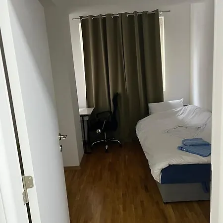 Ferienwohnung In The Heart Of Boem Street Skopje Exterior foto
